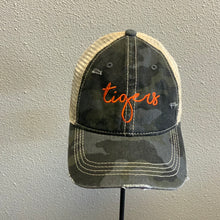 Load image into Gallery viewer, Tiger cc Hats

